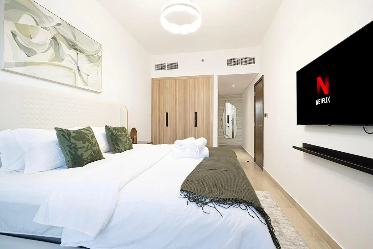 迪拜Crowned Luxe 2Bed Jvc别墅