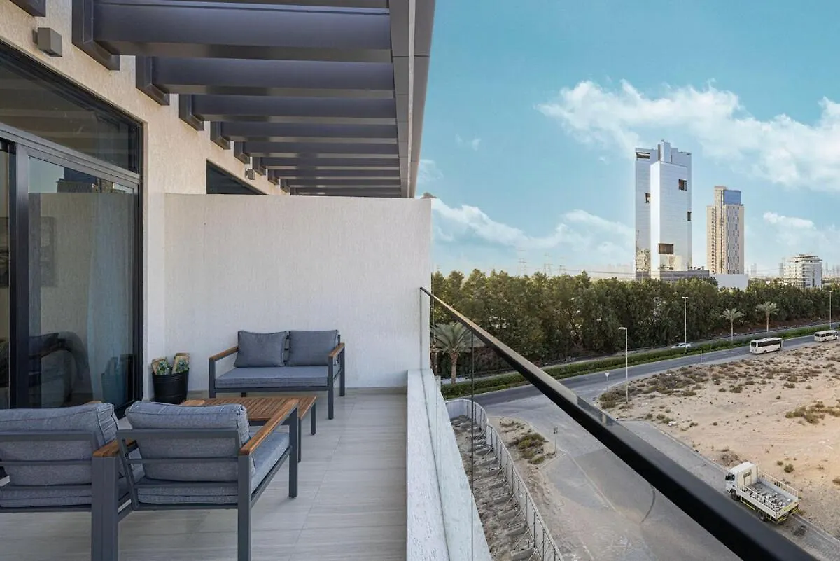 Crowned Luxe 2Bed Jvc Villa Dubai