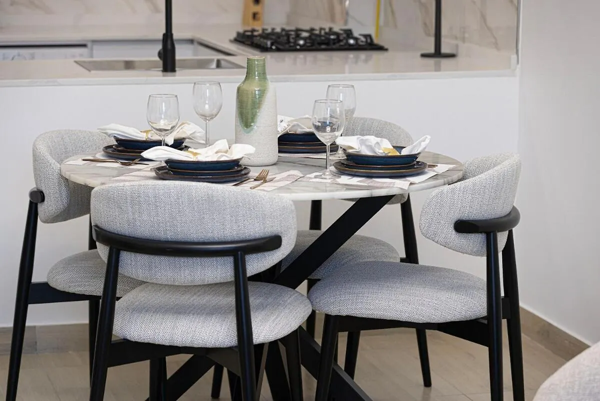 Villa Crowned Luxe 2Bed Jvc Dubái Сasa de vacaciones