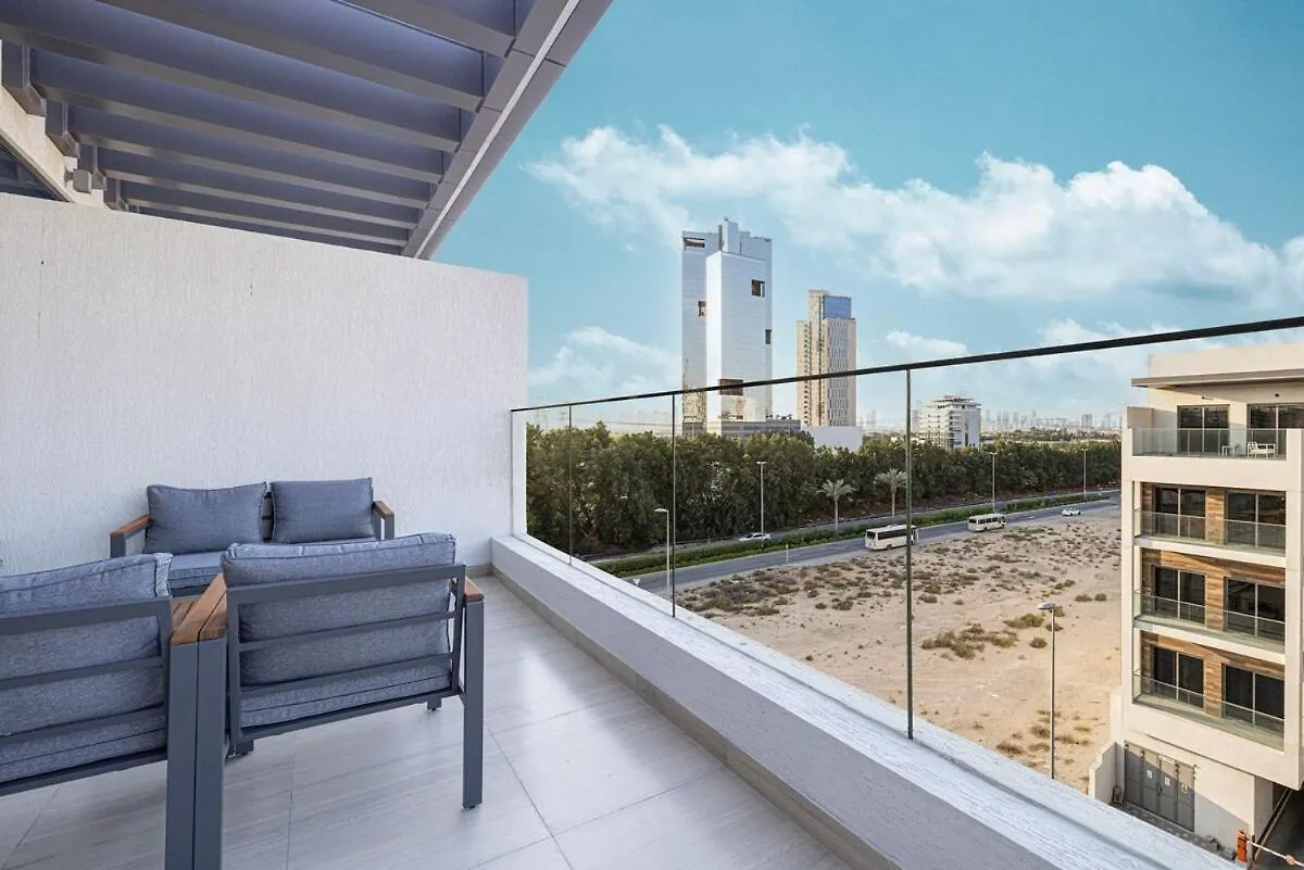 Сasa de vacaciones Villa Crowned Luxe 2Bed Jvc Dubái