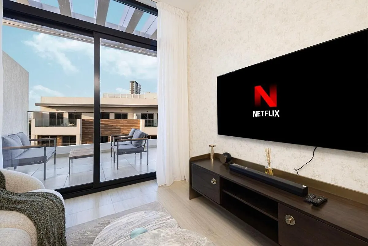 Villa Crowned Luxe 2Bed Jvc Dubái Сasa de vacaciones